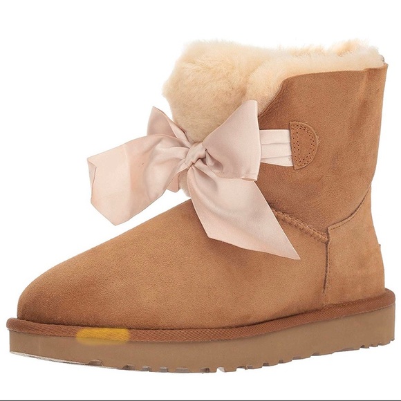 UGG Shoes - UGG Gita Bow Mini Fashion Boot NWT and box